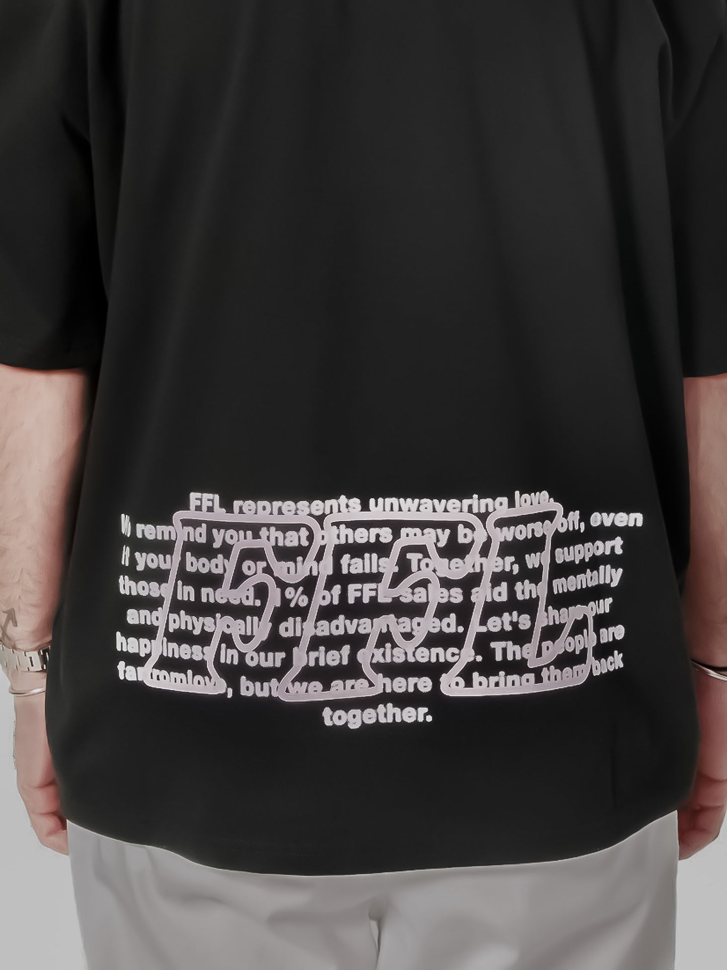 UNLIMITED LOVE TEE